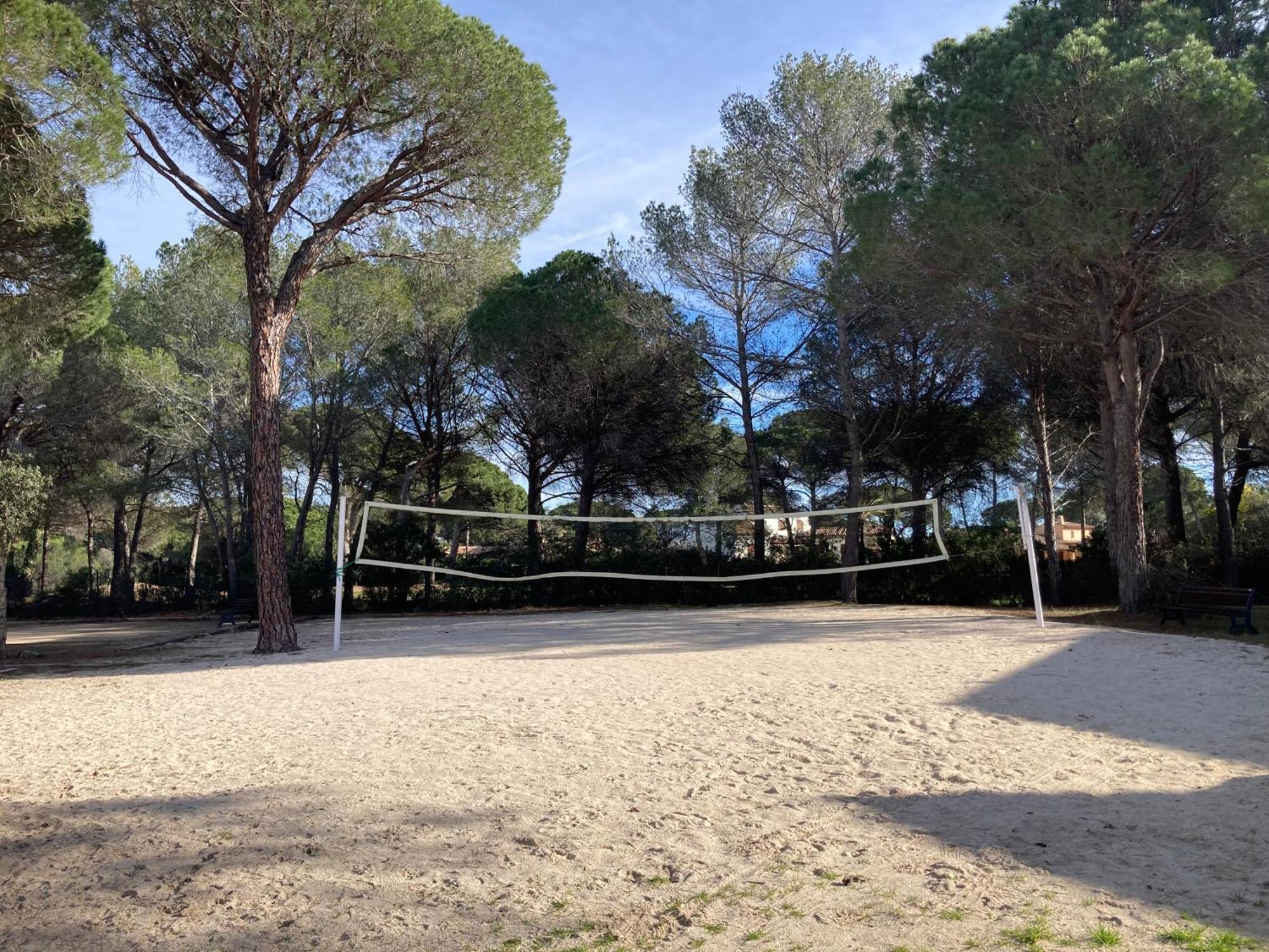 Charmant 2 Pieces Au Coeur Des Golfs De Saint Raphael Екстериор снимка
